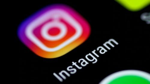 Instagram is testing chronological feed options for select users